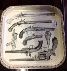 Gun tray Plateau piero fornasetti